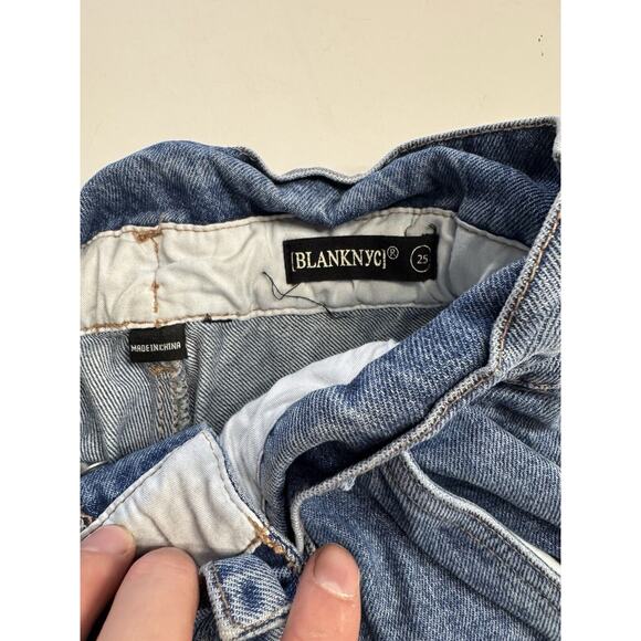 Blank NYC Women's Don't Cross Me Jeans Paperbag Waist Denim Size 25 Baggy Crop - Picture 4 of 7